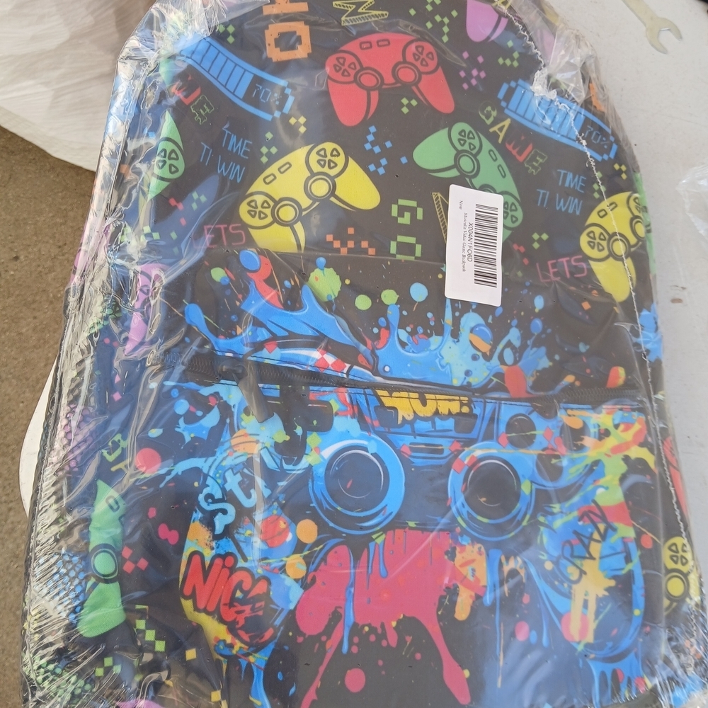Colorful Gaming Backpack - Picture 8 of 9